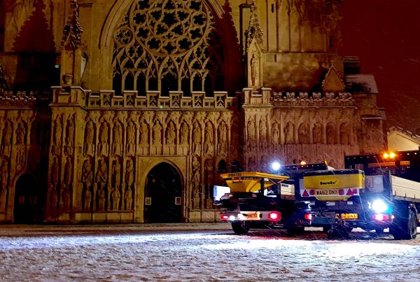 Winter Gritting - Exeter Cathedral