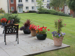 care-home-grass-cutting-devon Care Home Grass Cutting Devon